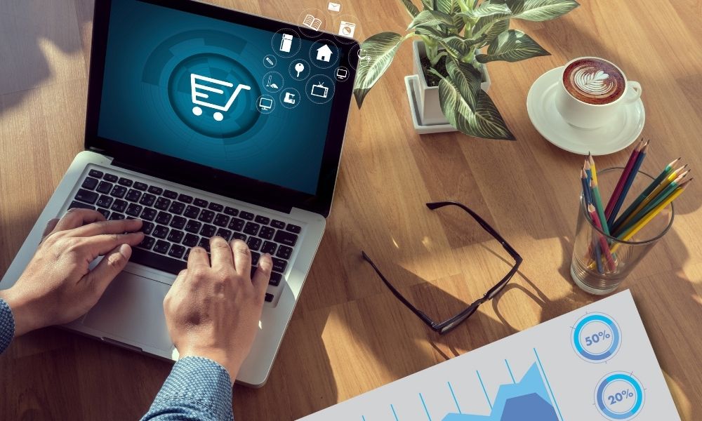 Apa Itu E-Commerce ? Pengertian, Jenis, Manfaat & Contohnya